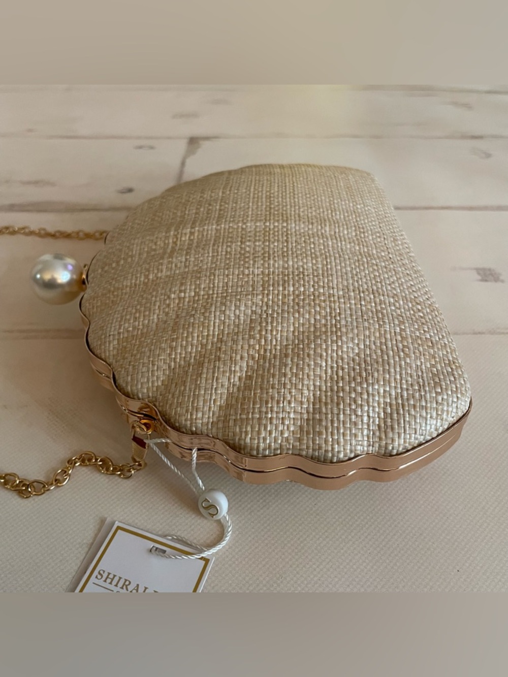 Shiraleah Ariel Minaudiere Seashell Clutch Neutral - Picture 7 of 10